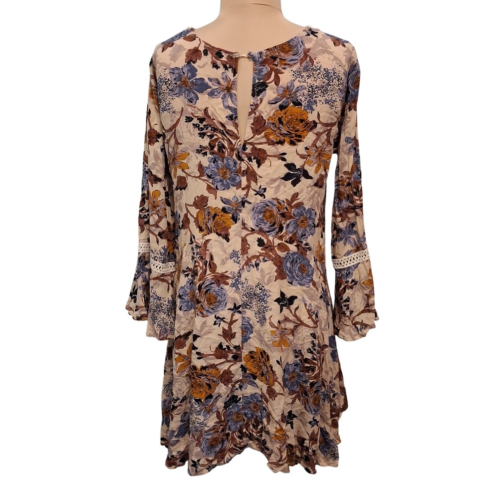 Umgee USA Floral Tunic Dress Medium Boho Crochet Lace V-Neck Bell Sleeve Blue - Picture 2 of 15